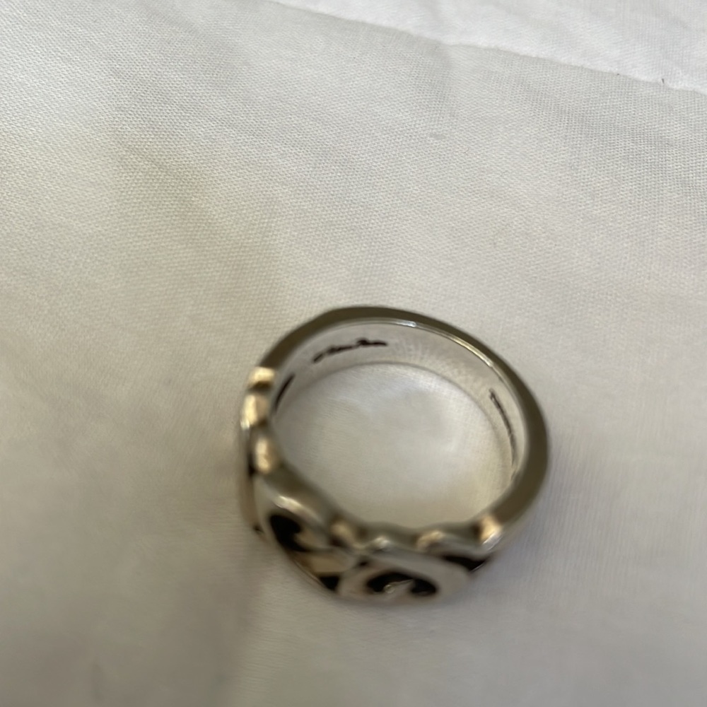 Tiffany & Co Paloma Picasso®
Loving Heart Band Ring - Picture 6 of 8